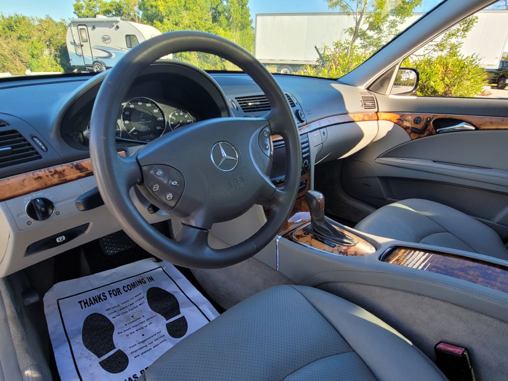 2006 Mercedes-Benz E-Class Image 14