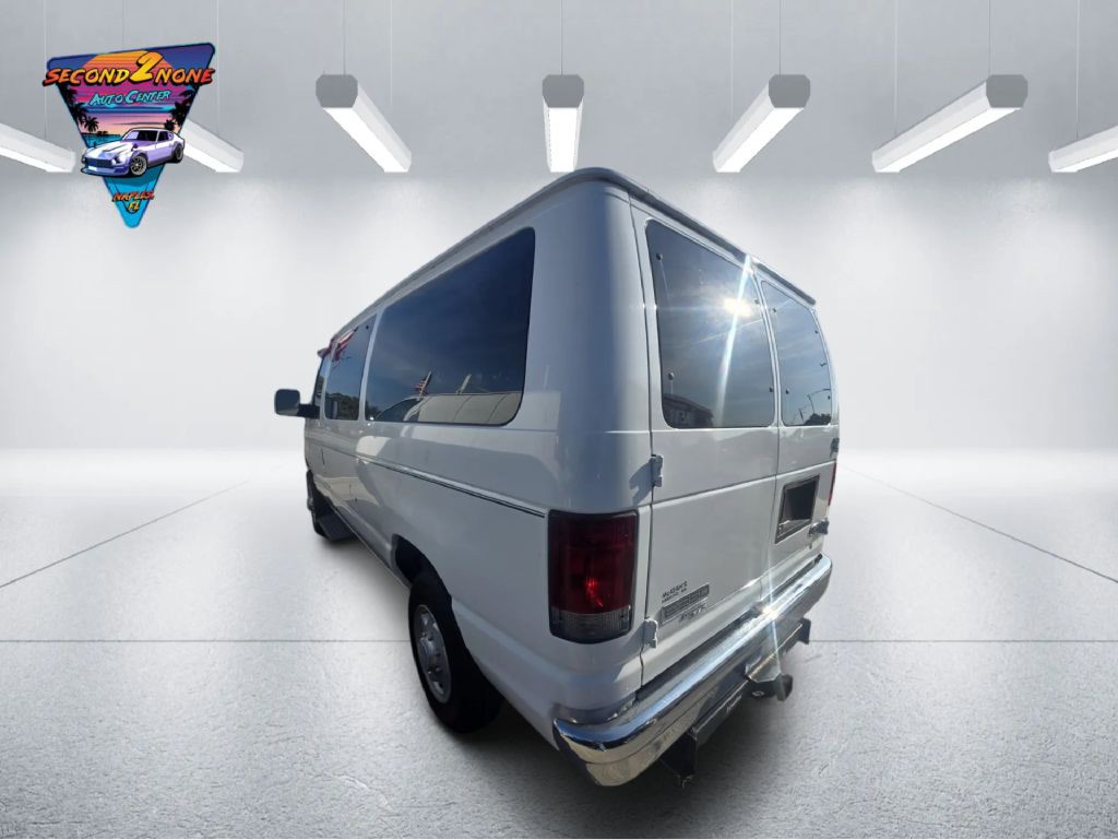 2007 Ford Econoline Image 4