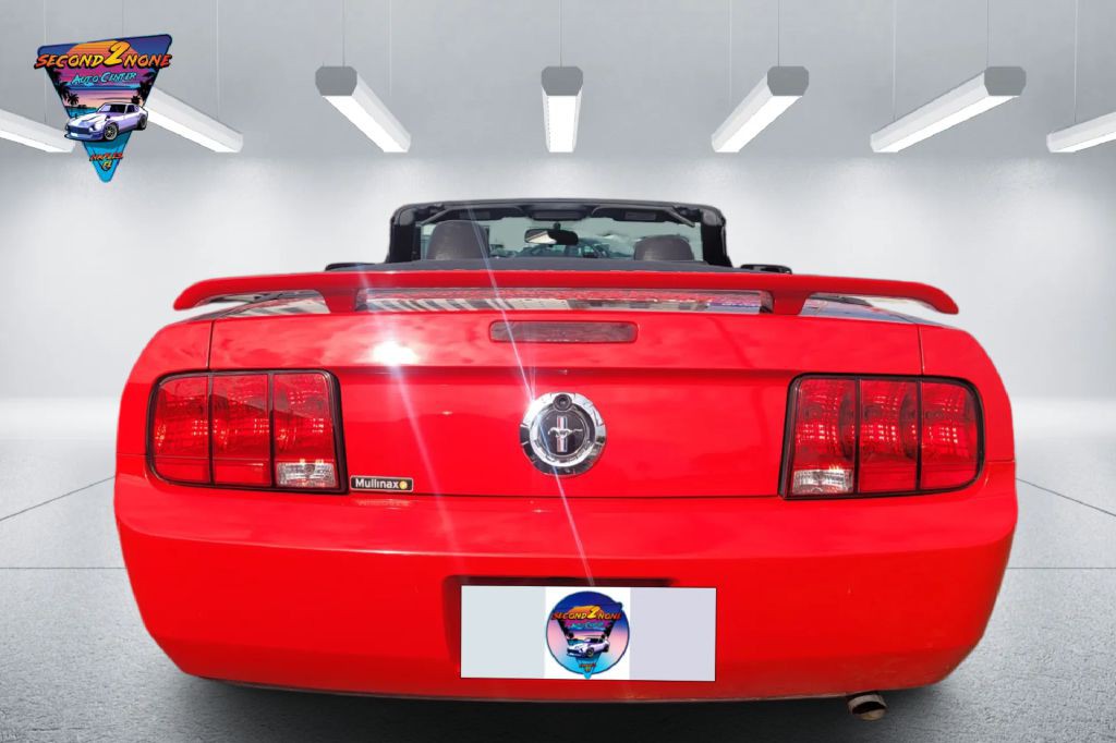2005 Ford Mustang Image 7