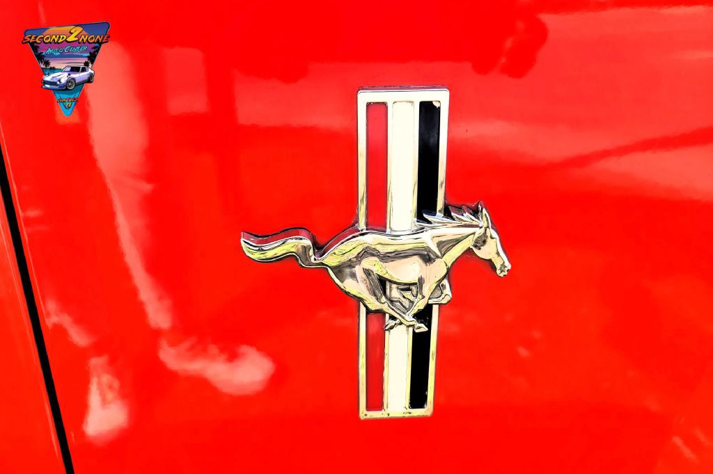 2005 Ford Mustang Image 12