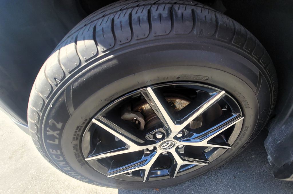 2016 Toyota Rav4 Image 19