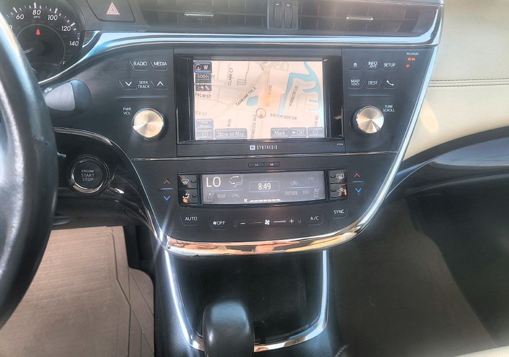 2013 Toyota Avalon Image 15