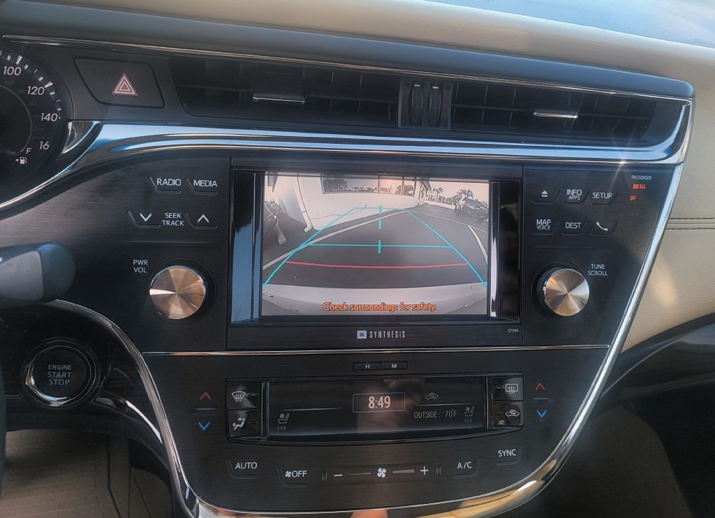 2013 Toyota Avalon Image 16
