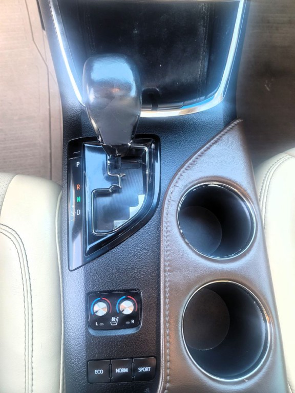 2013 Toyota Avalon Image 18
