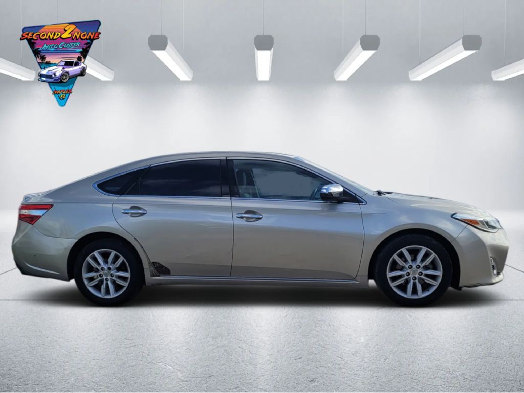 2013 Toyota Avalon Image 4