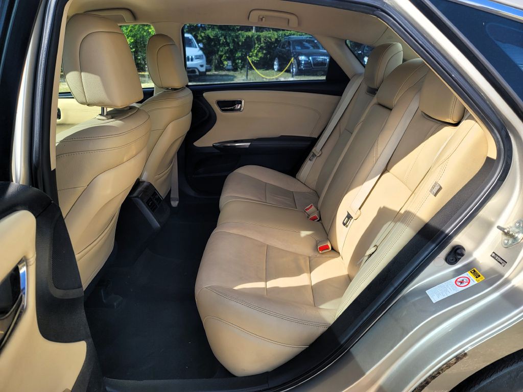 2013 Toyota Avalon Image 7