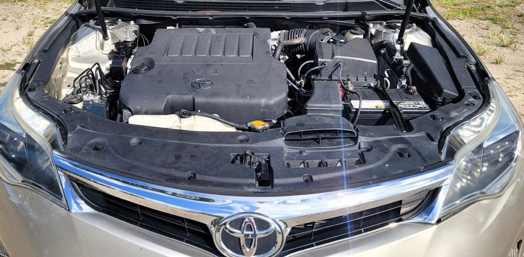 2013 Toyota Avalon Image 20