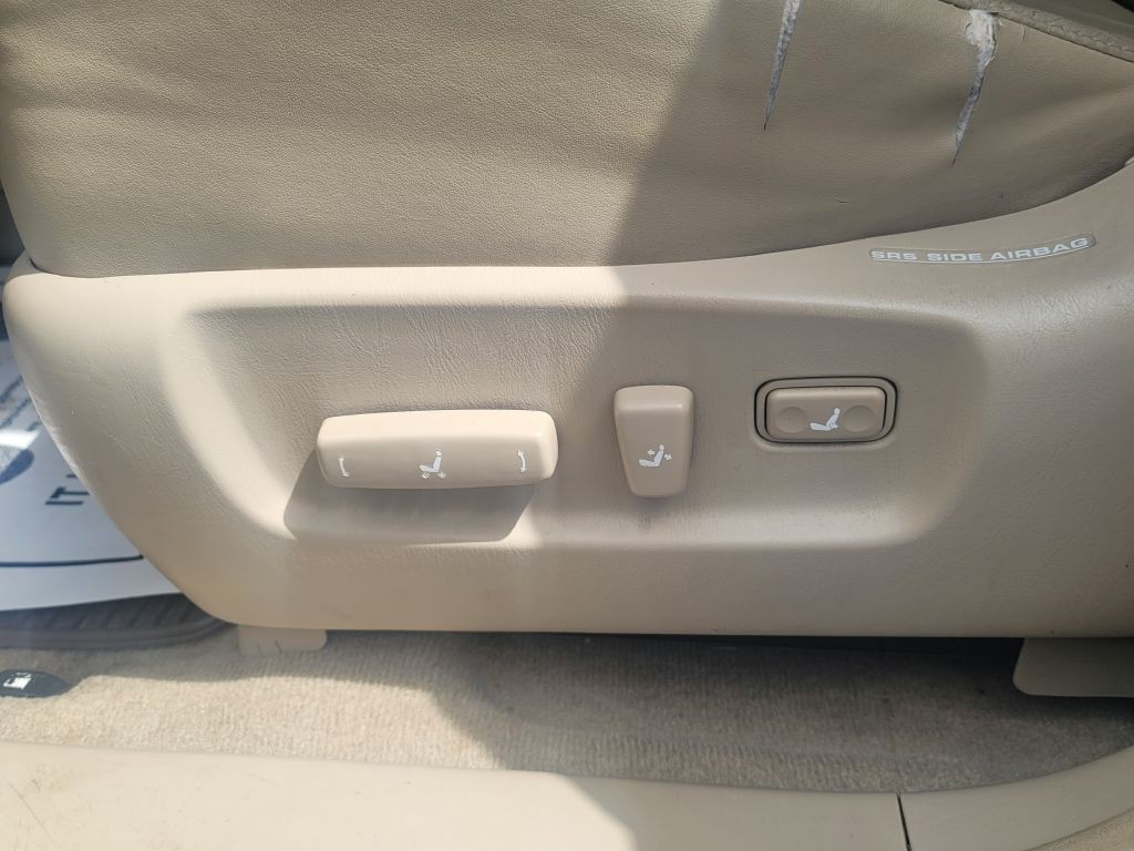 2002 Toyota Highlander Image 16