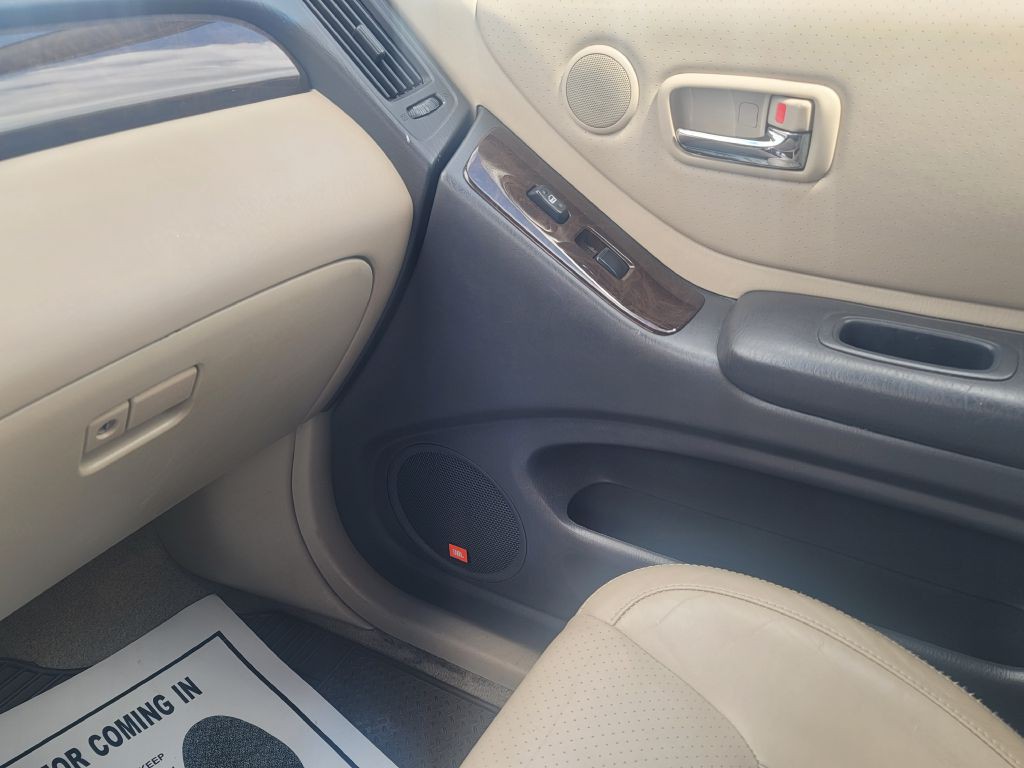 2002 Toyota Highlander Image 17