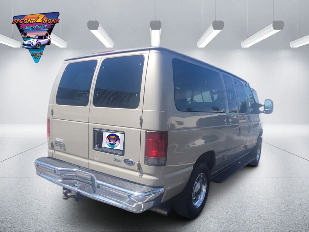 2010 Ford Econoline Image 4