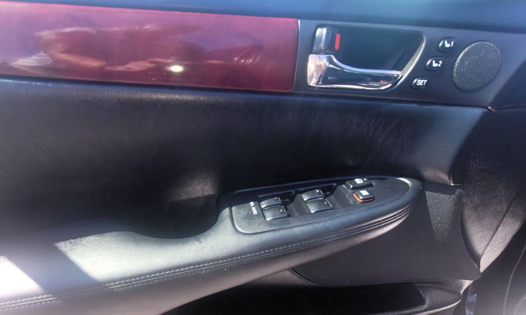 2003 Lexus ES Image 7