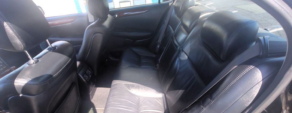 2003 Lexus ES Image 10
