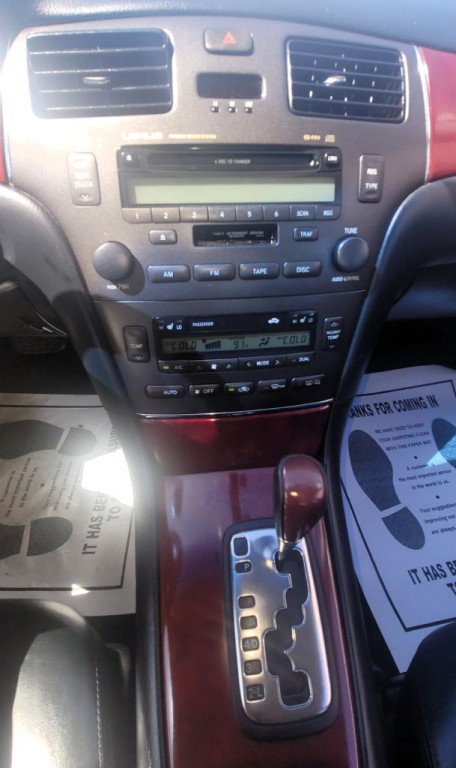 2003 Lexus ES Image 13
