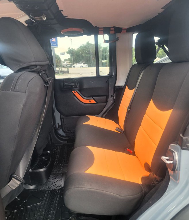 2014 Jeep Wrangler Unlimited Image 12