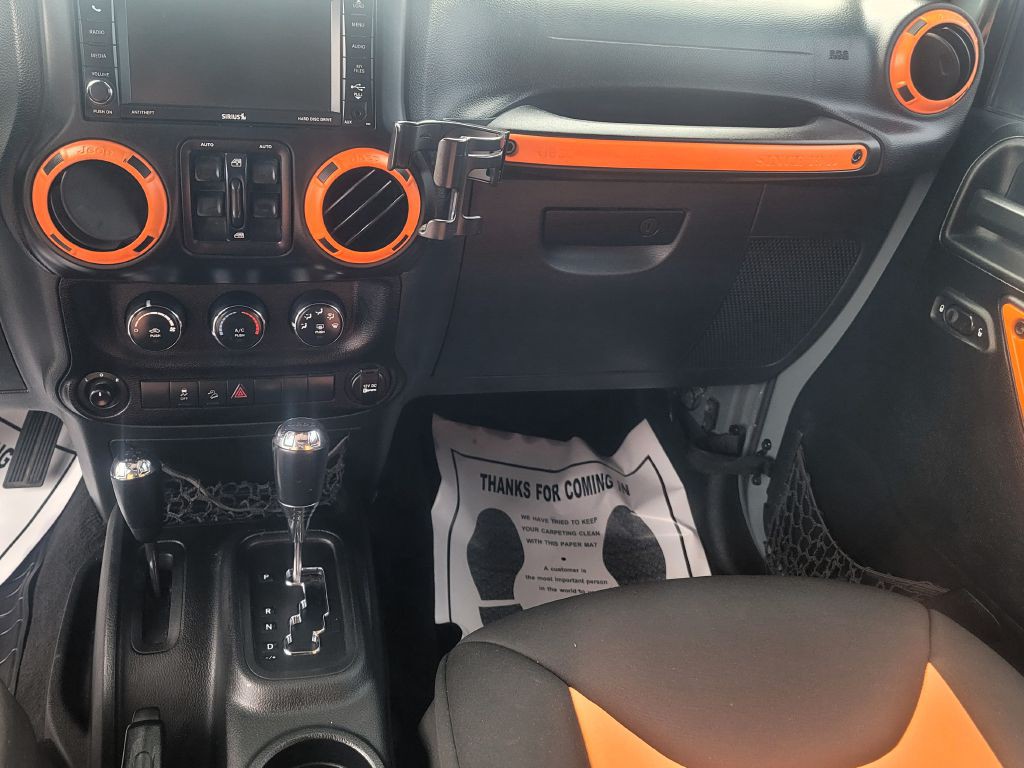 2014 Jeep Wrangler Unlimited Image 15