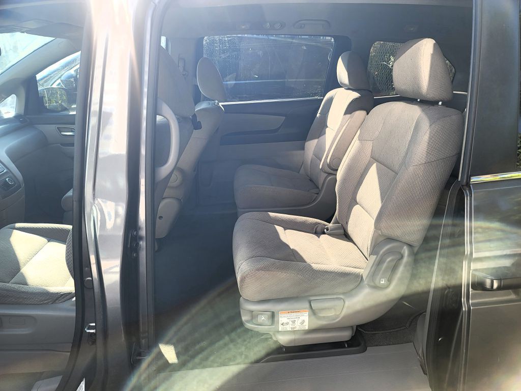 2016 Honda Odyssey Image 17