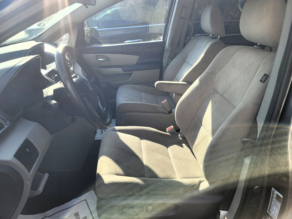 2016 Honda Odyssey Image 18
