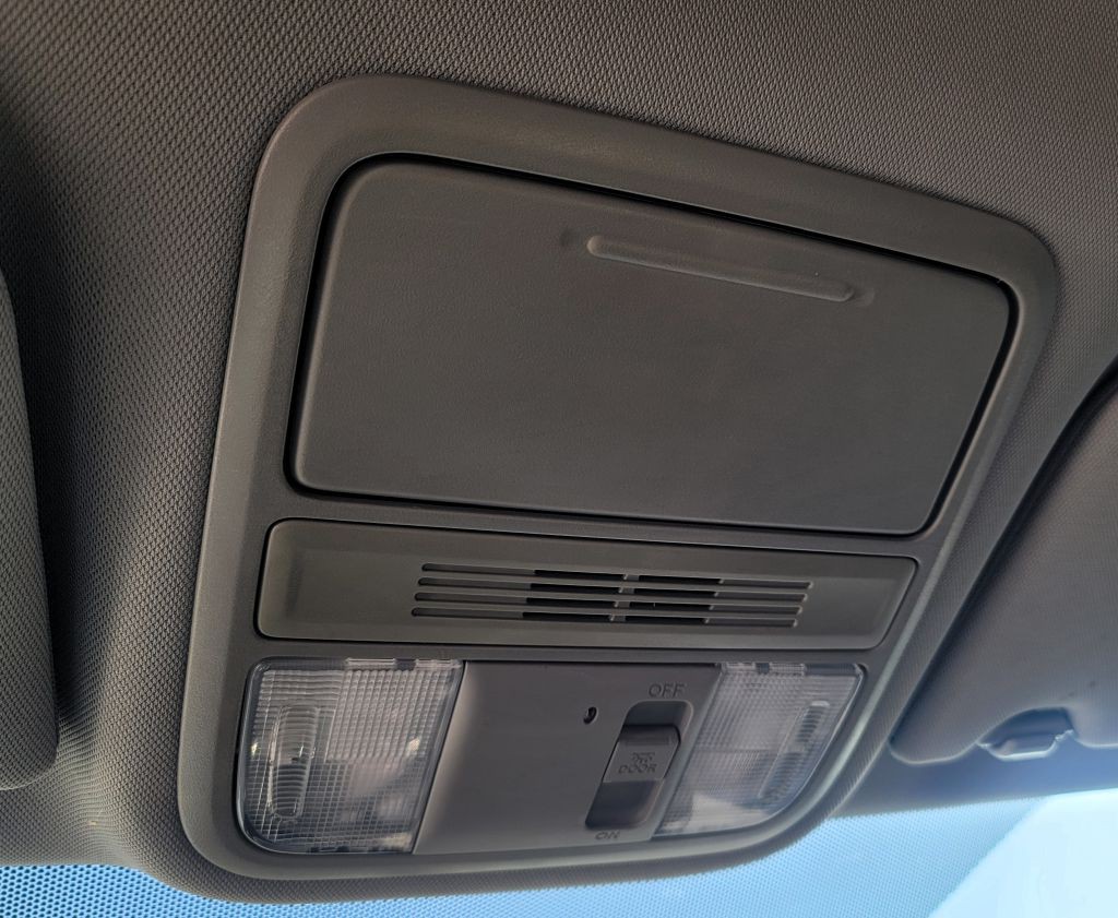 2016 Honda Odyssey Image 21