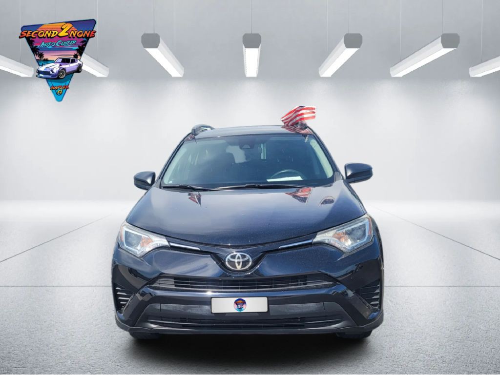 2017 Toyota Rav4 Image 2