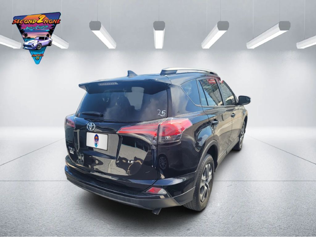 2017 Toyota Rav4 Image 4