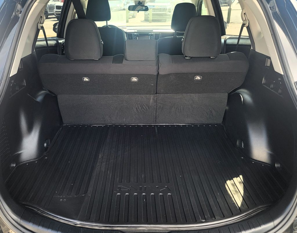 2017 Toyota Rav4 Image 22