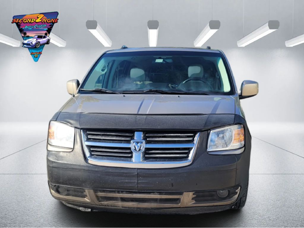 2008 Dodge Grand Caravan Image 2