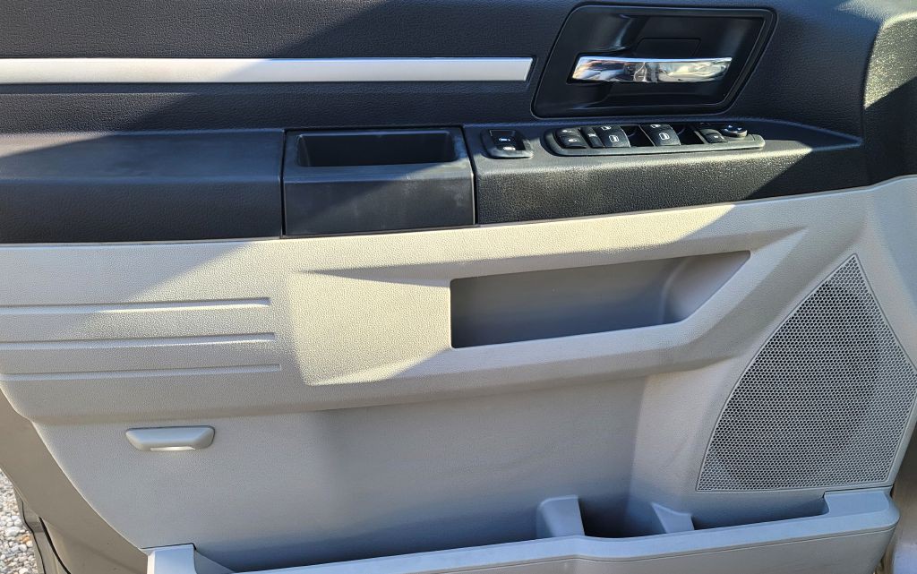 2008 Dodge Grand Caravan Image 23