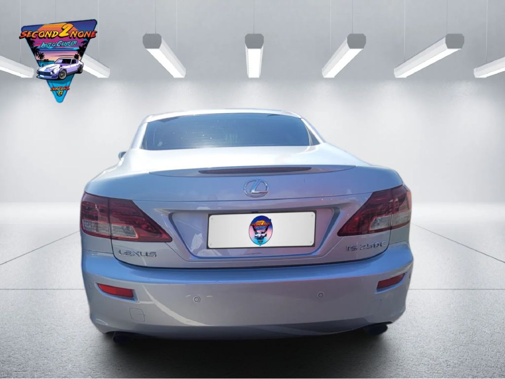 2010 Lexus IS Image 10