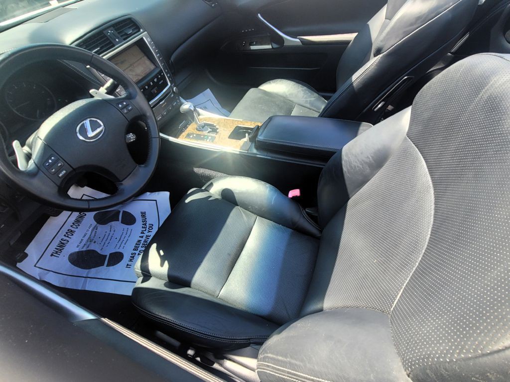 2010 Lexus IS Image 14