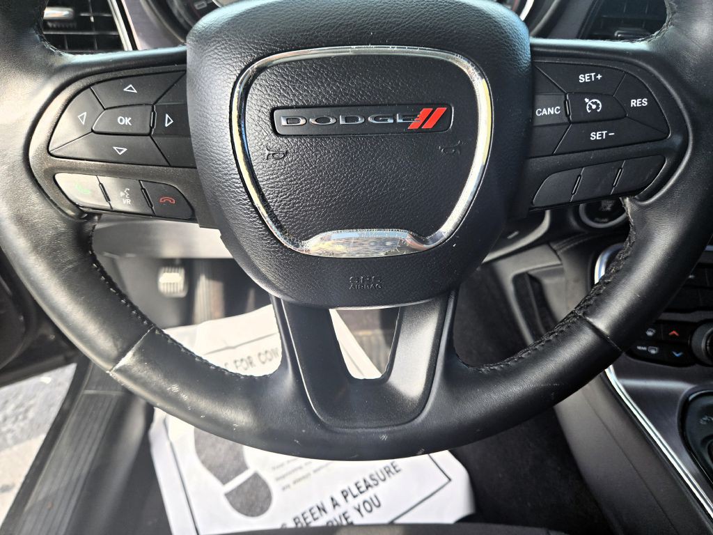 2016 Dodge Challenger Image 14