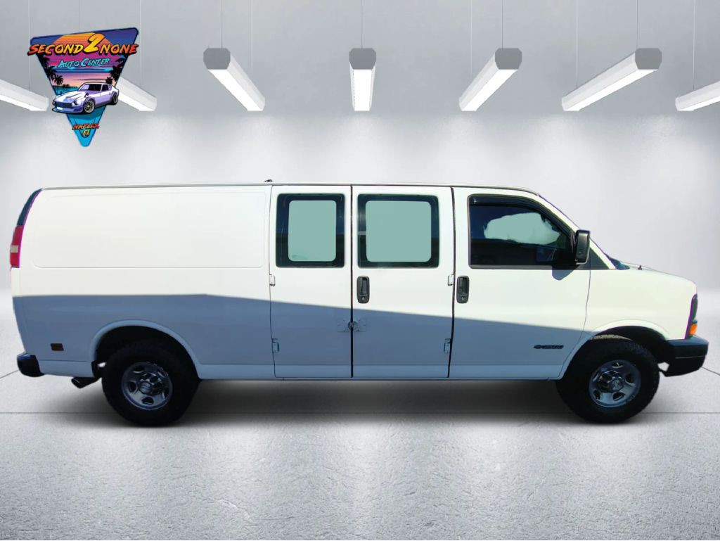 2005 Chevrolet Express Image 4