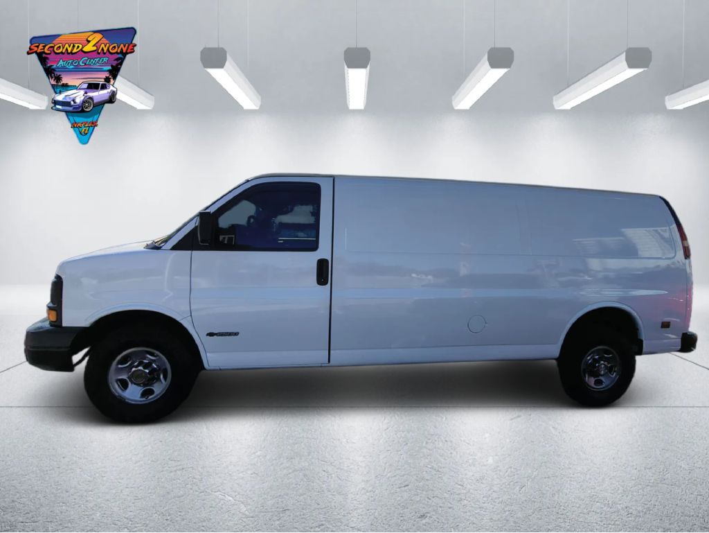 2005 Chevrolet Express Image 5