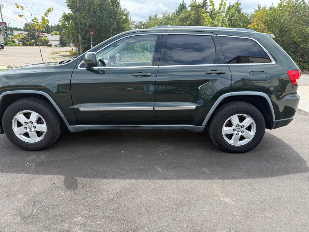 2011 Jeep Grand Cherokee Image 6