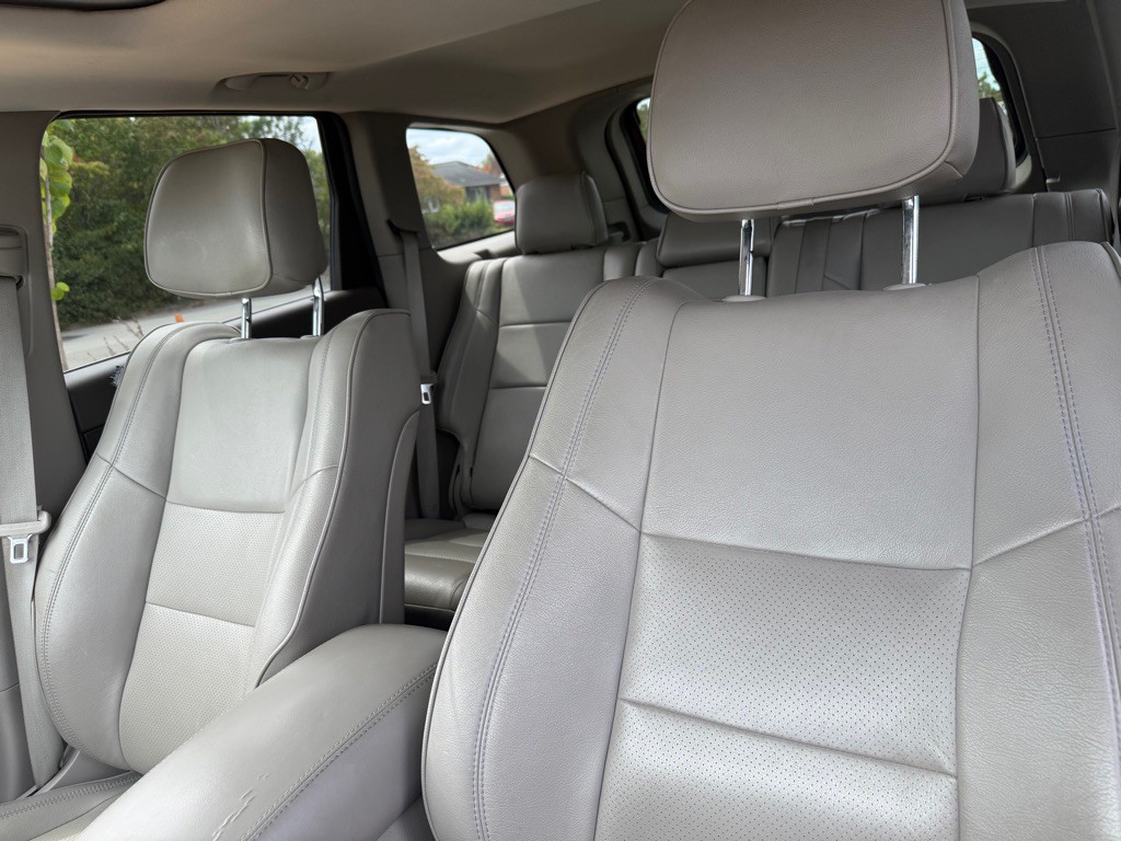 2011 Jeep Grand Cherokee Image 8