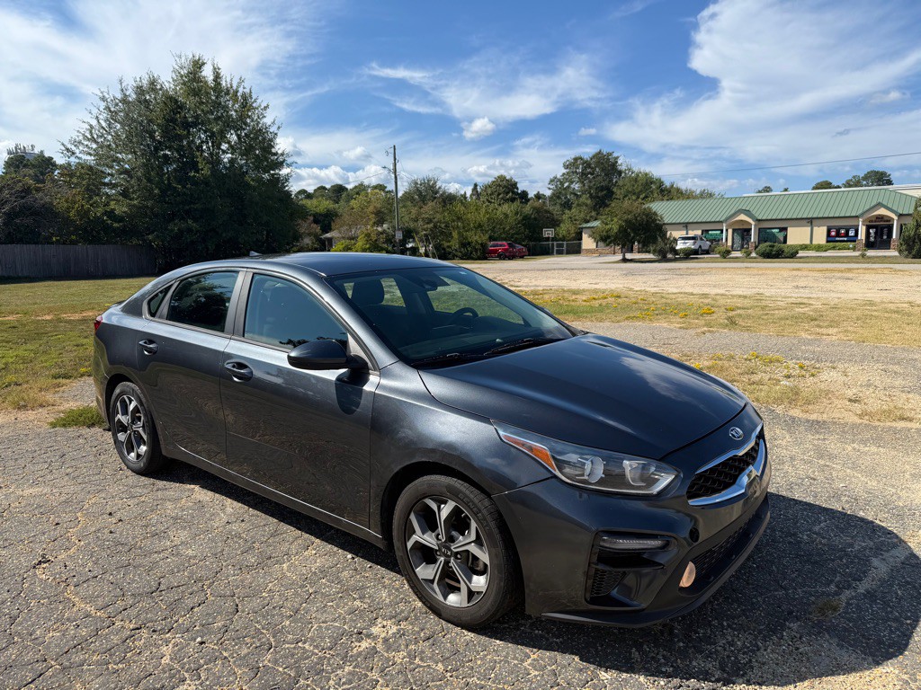 2019 Kia Forte Image 2