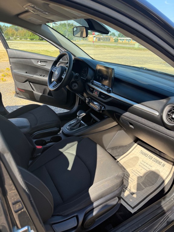 2019 Kia Forte Image 10