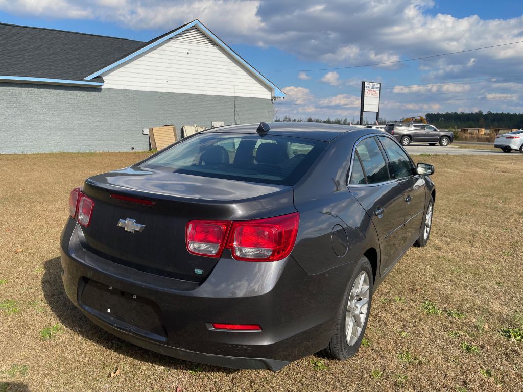 2013 Chevrolet Malibu Image 4
