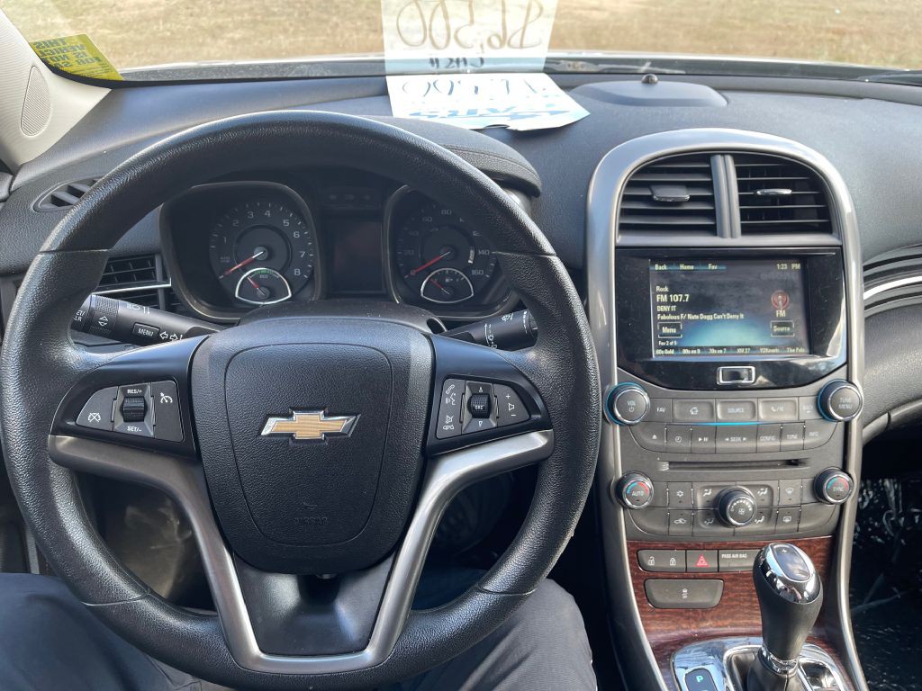 2013 Chevrolet Malibu Image 7