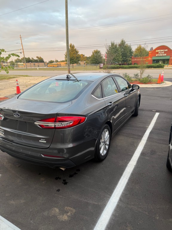 2020 Ford Fusion Image 5