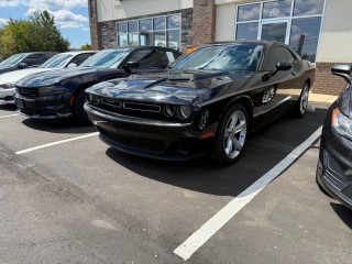 Image for 2017 Dodge Challenger SXT ID: 6959572