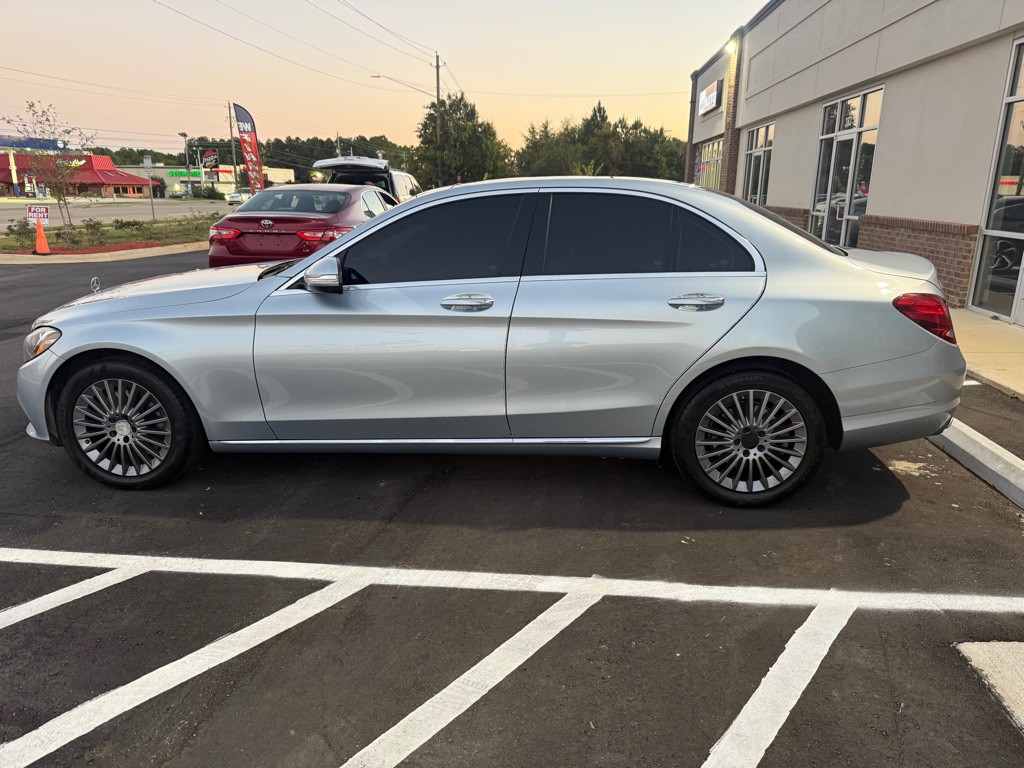 2015 Mercedes-Benz C-Class Image 7
