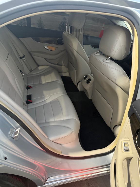 2015 Mercedes-Benz C-Class Image 12