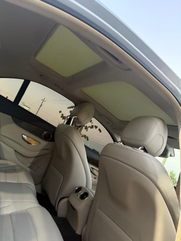 2015 Mercedes-Benz C-Class Image 15