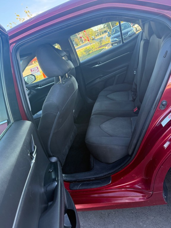 2018 Toyota Camry Image 10