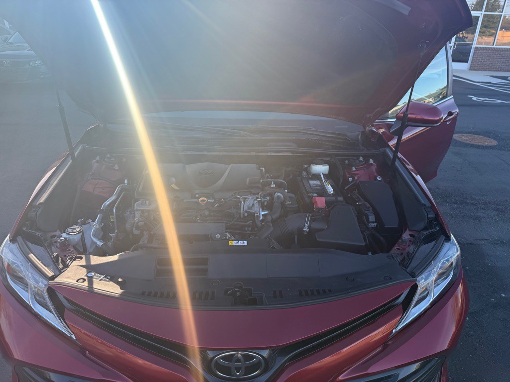 2018 Toyota Camry Image 14