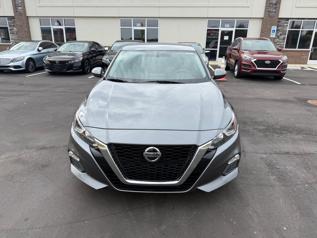 2020 Nissan Altima Image 11