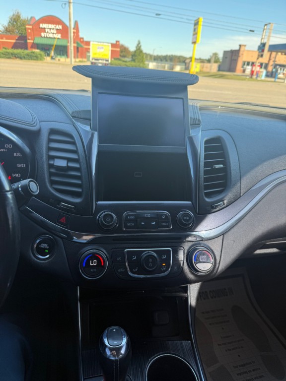 2016 Chevrolet Impala Image 10