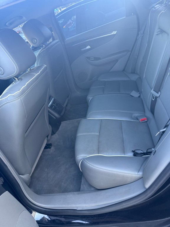 2016 Chevrolet Impala Image 11