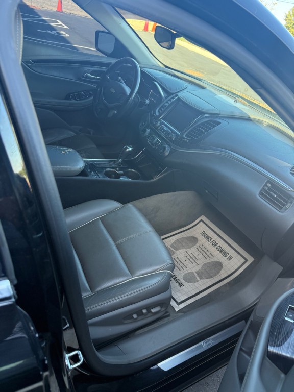 2016 Chevrolet Impala Image 12
