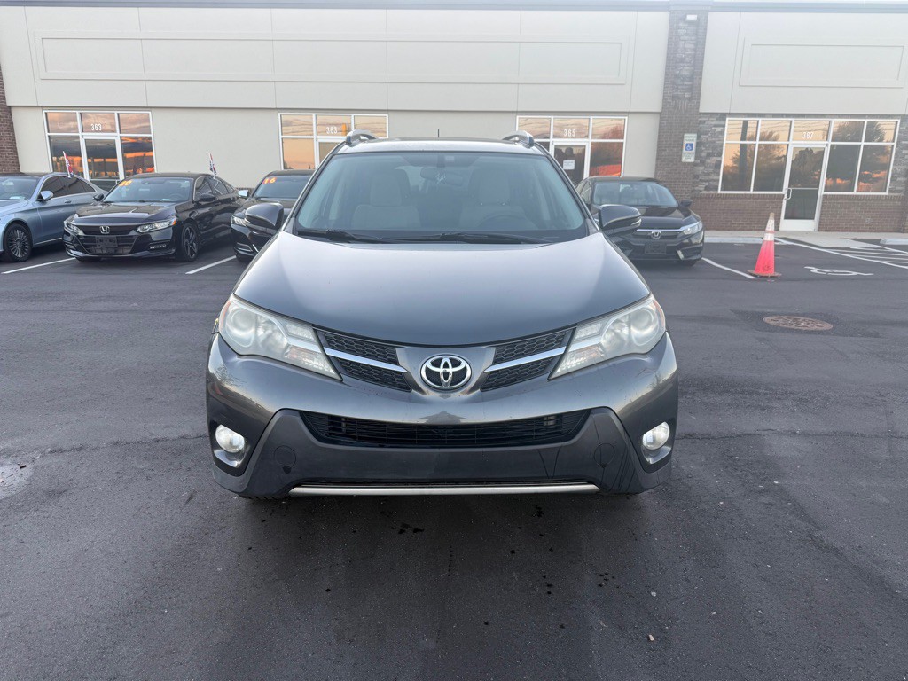 2015 Toyota Rav4 Image 2